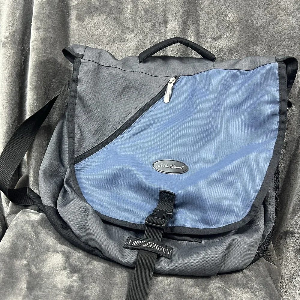 Eddie Bauer Messenger Laptop Bag Expandable converts to Backpack Compartments